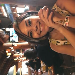 Meet your Posher, Alicia